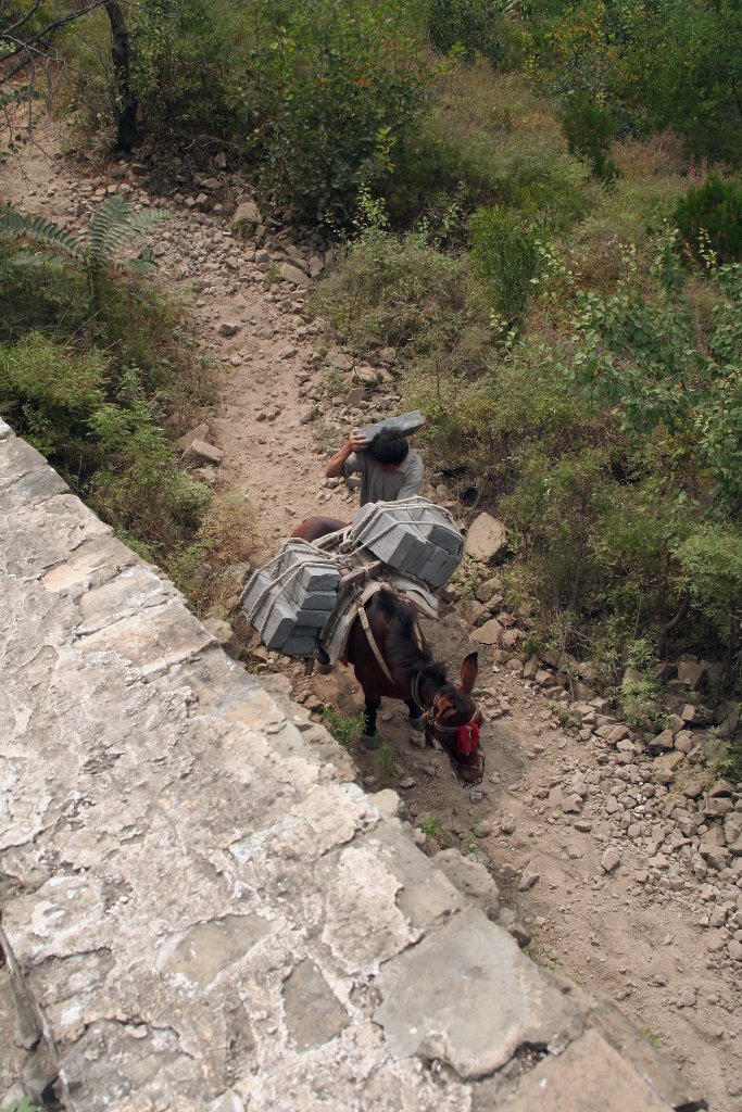 13-On the Great Wall, material for re-construction.jpg - On the Great Wall, material for re-construction